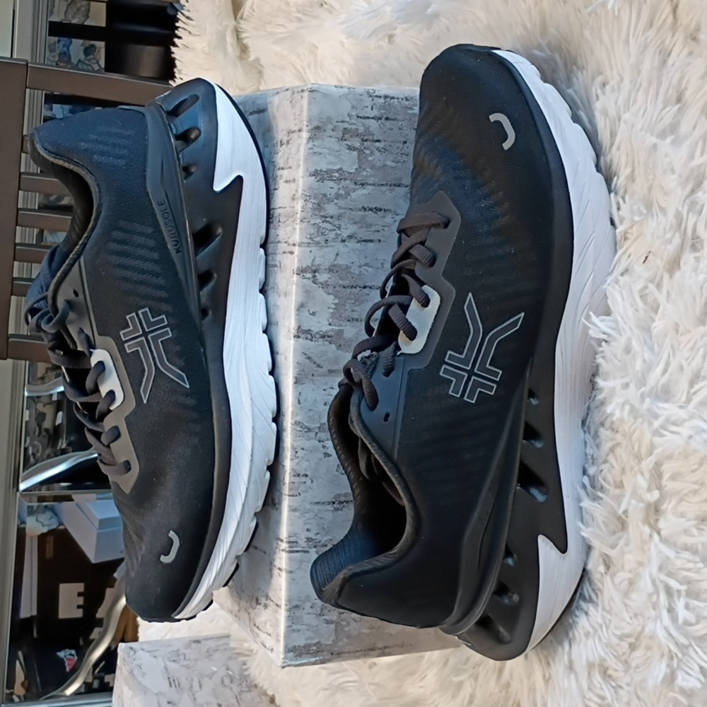 KURU Cloud+ Triple Max Ion Blac & White Running Plantar Fascitis Sneakers 12.5M